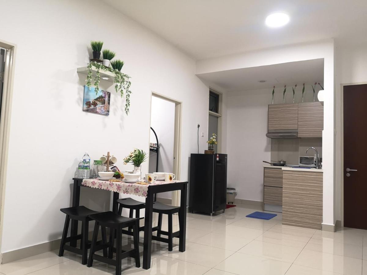 Parc Regency Green Homestay By Easyhomestay Johor Bahru Exterior photo